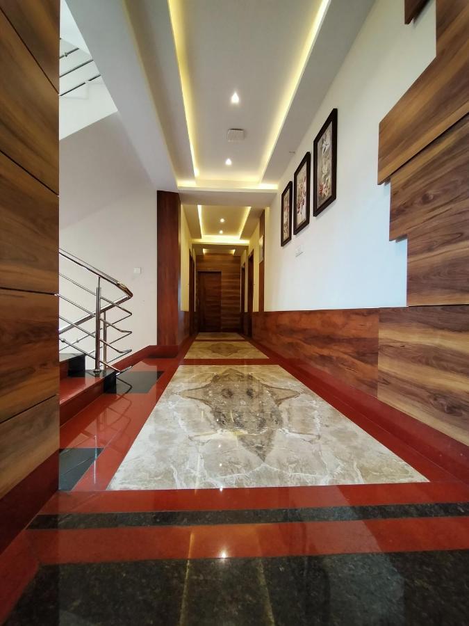 Hotel Royal City Siliguri Eksteriør billede